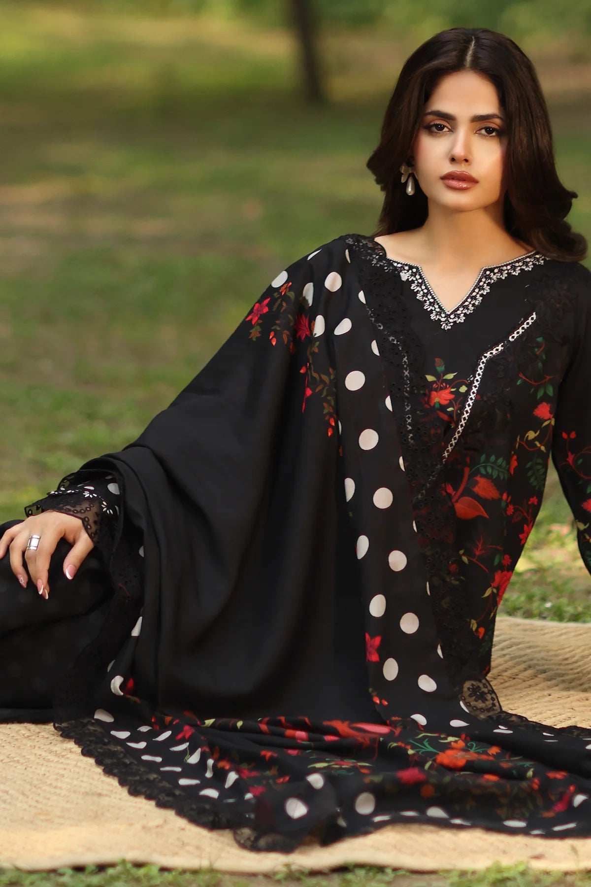 3-PC Unstitched Embroidered Linen Collection